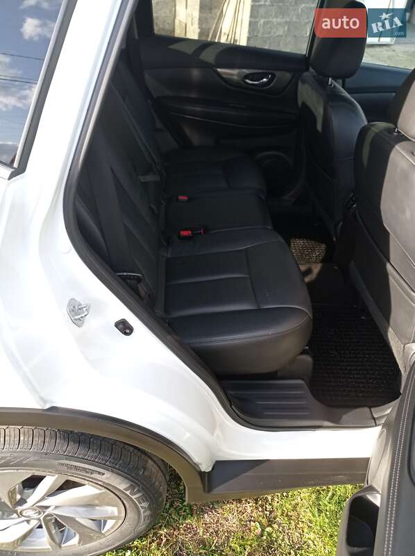 Внедорожник / Кроссовер Nissan Rogue 2015 в Яворове фото 24 Внедорожник / Кроссовер Nissan Rogue 2015 в Яворове