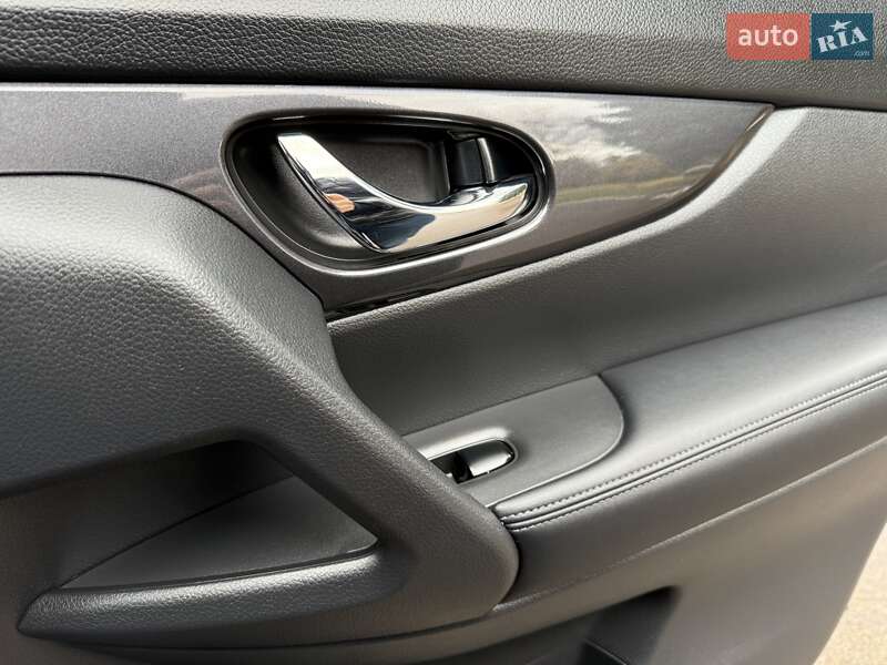 Внедорожник / Кроссовер Nissan Rogue 2017 в Ровно фото 29 Внедорожник / Кроссовер Nissan Rogue 2017 в Ровно