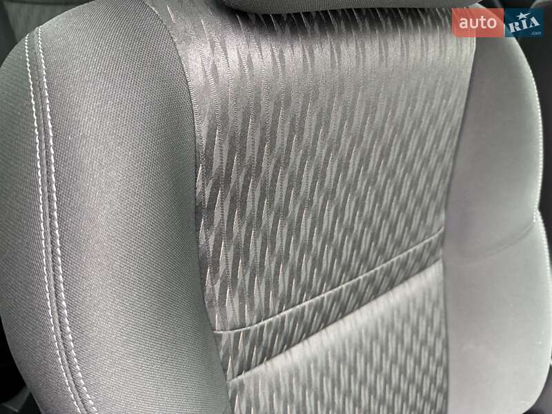 Внедорожник / Кроссовер Nissan Rogue 2017 в Ровно фото 37 Внедорожник / Кроссовер Nissan Rogue 2017 в Ровно