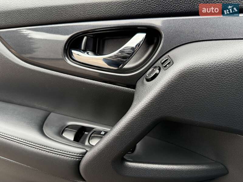 Внедорожник / Кроссовер Nissan Rogue 2017 в Ровно фото 60 Внедорожник / Кроссовер Nissan Rogue 2017 в Ровно