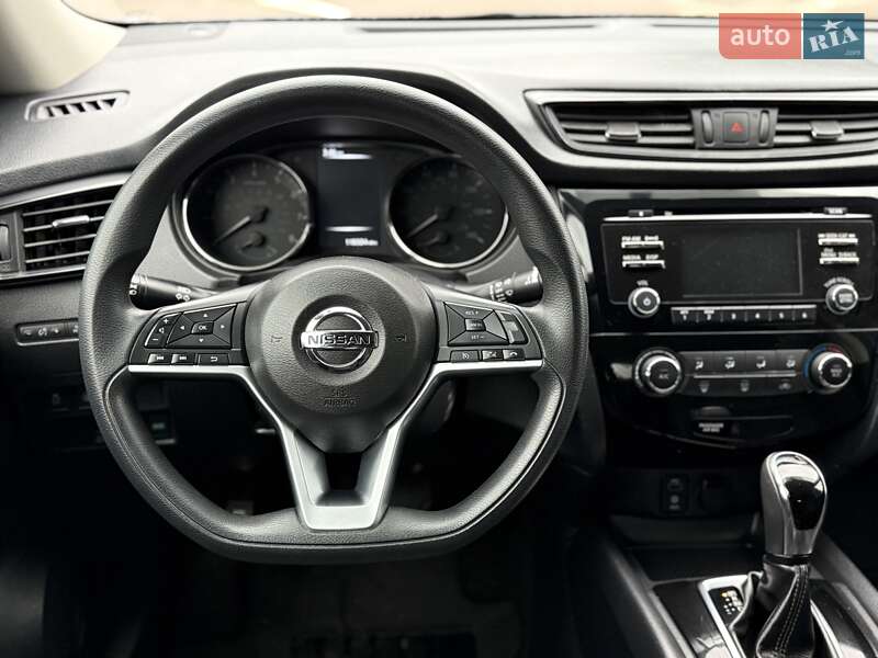 Внедорожник / Кроссовер Nissan Rogue 2017 в Ровно фото 63 Внедорожник / Кроссовер Nissan Rogue 2017 в Ровно