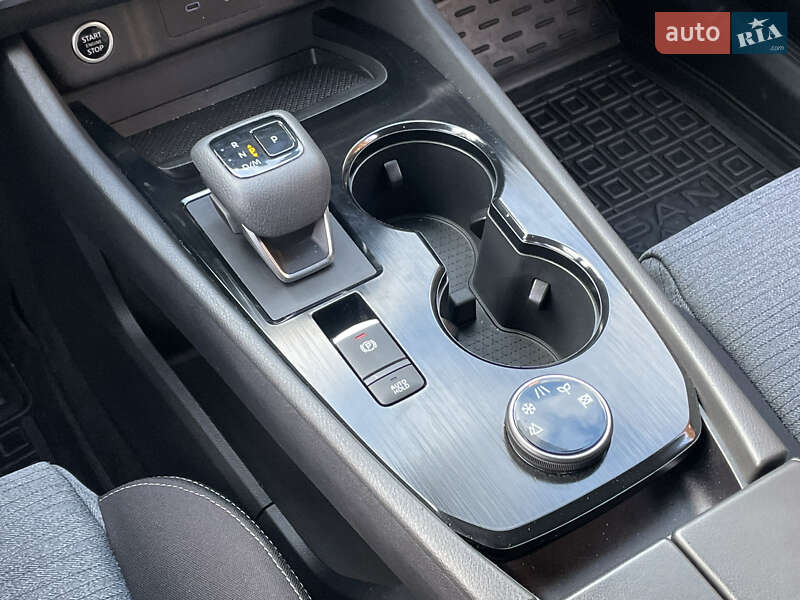 Внедорожник / Кроссовер Nissan Rogue 2023 в Киеве фото 28 Внедорожник / Кроссовер Nissan Rogue 2023 в Киеве