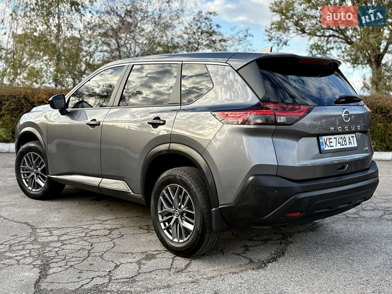 Внедорожник / Кроссовер Nissan Rogue 2020 в Каменском