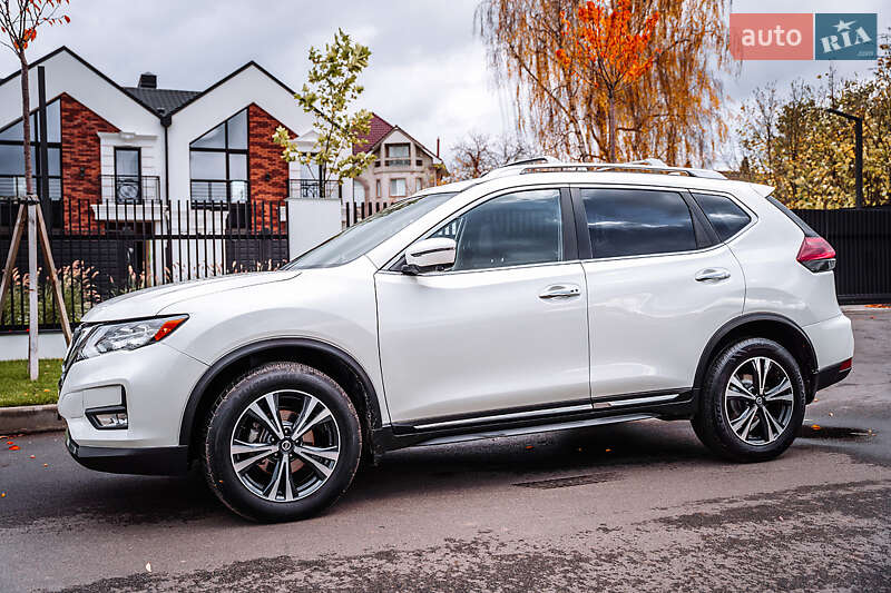 Внедорожник / Кроссовер Nissan Rogue 2018 в Белой Церкви