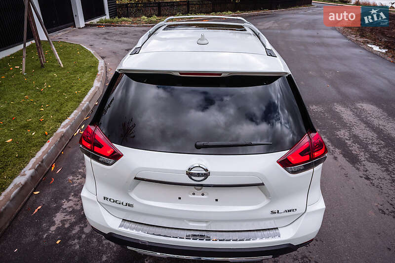 Внедорожник / Кроссовер Nissan Rogue 2018 в Белой Церкви