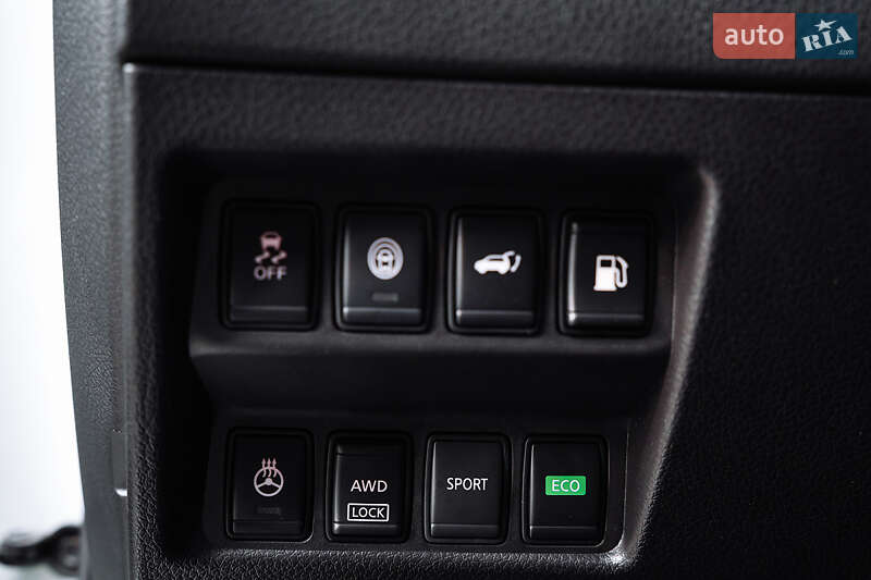 Внедорожник / Кроссовер Nissan Rogue 2018 в Белой Церкви