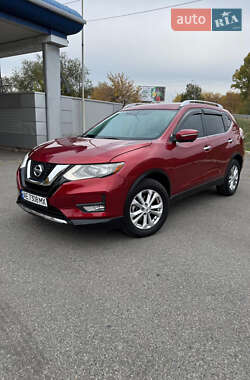 Внедорожник / Кроссовер Nissan Rogue 2014 в Остер