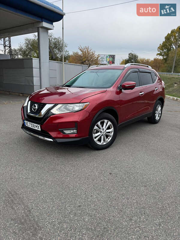 Внедорожник / Кроссовер Nissan Rogue 2014 в Остер