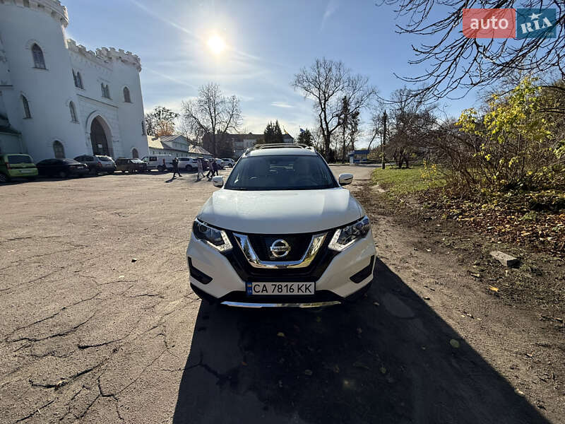 Внедорожник / Кроссовер Nissan Rogue 2019 в Корсуне-Шевченковском