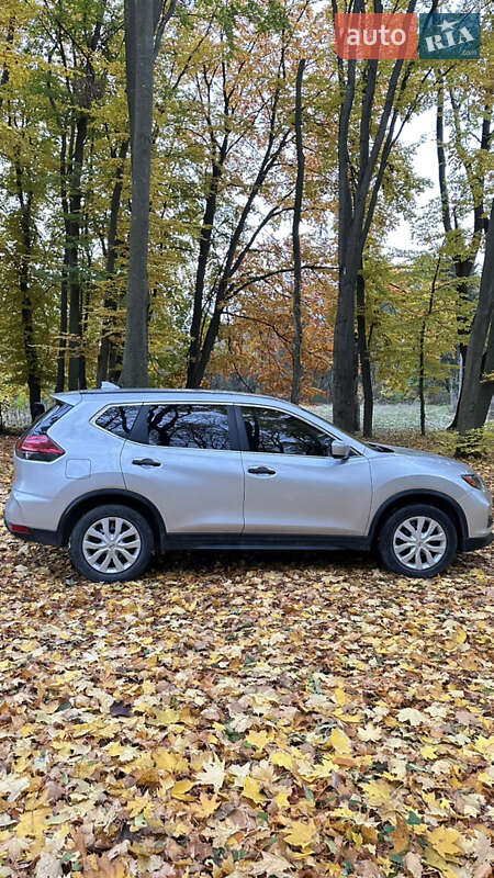 Позашляховик / Кросовер Nissan Rogue 2016 в Тернополі фото 4 Позашляховик / Кросовер Nissan Rogue 2016 в Тернополі