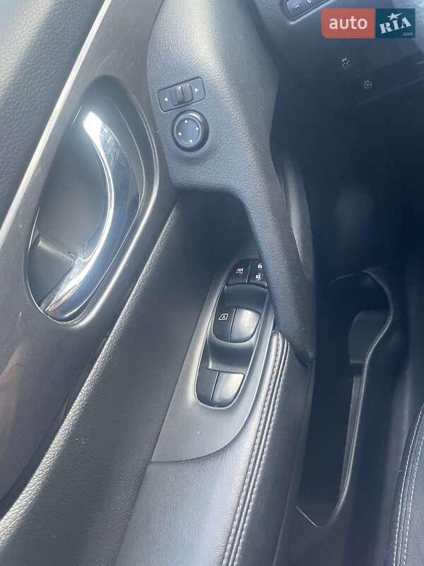 Позашляховик / Кросовер Nissan Rogue 2020 в Хмельницькому фото 24 Позашляховик / Кросовер Nissan Rogue 2020 в Хмельницькому