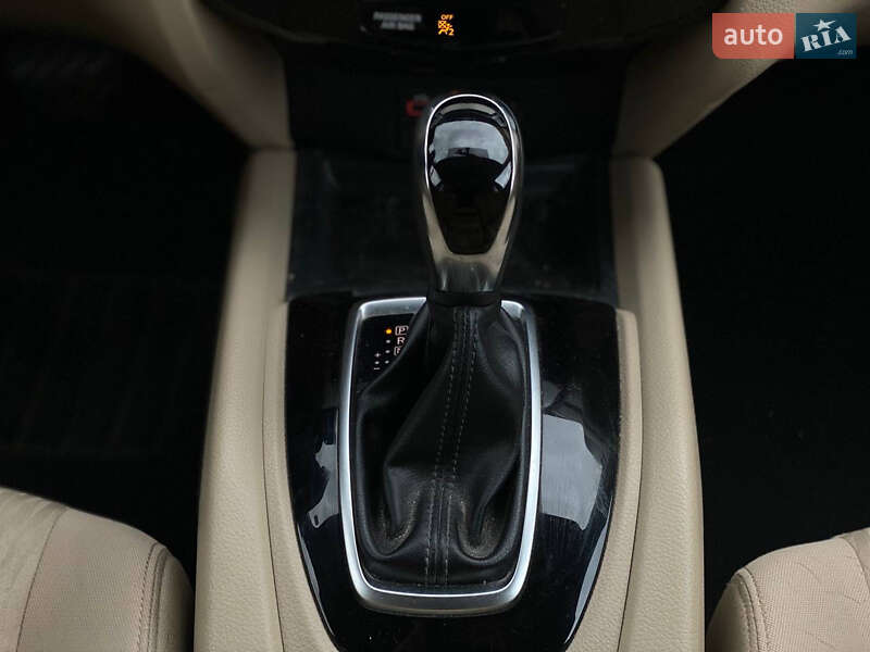 Внедорожник / Кроссовер Nissan Rogue 2017 в Львове фото 17 Внедорожник / Кроссовер Nissan Rogue 2017 в Львове