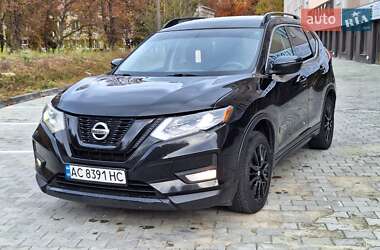 Внедорожник / Кроссовер Nissan Rogue 2016 в Горохове