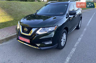 Внедорожник / Кроссовер Nissan Rogue 2018 в Киеве