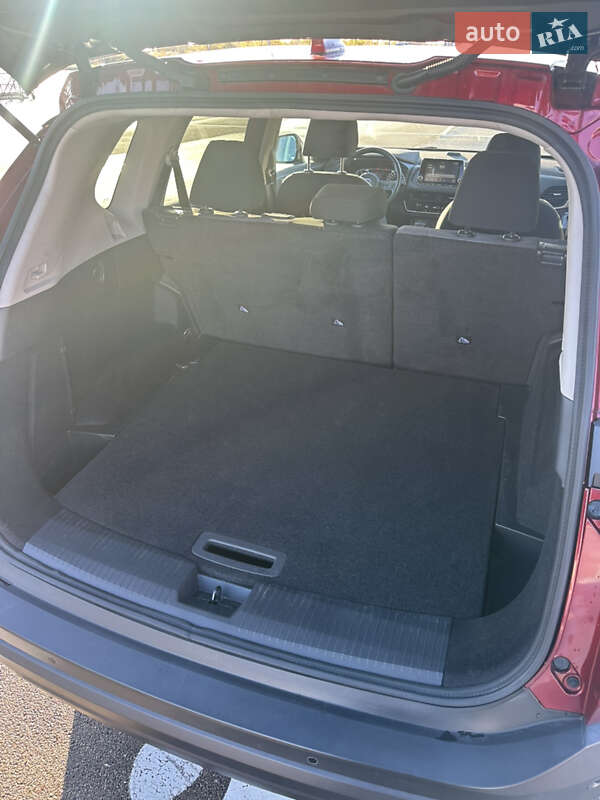 Внедорожник / Кроссовер Nissan Rogue 2021 в Киеве