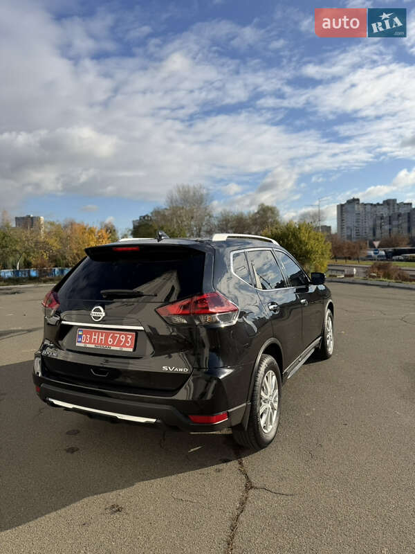 Внедорожник / Кроссовер Nissan Rogue 2018 в Киеве