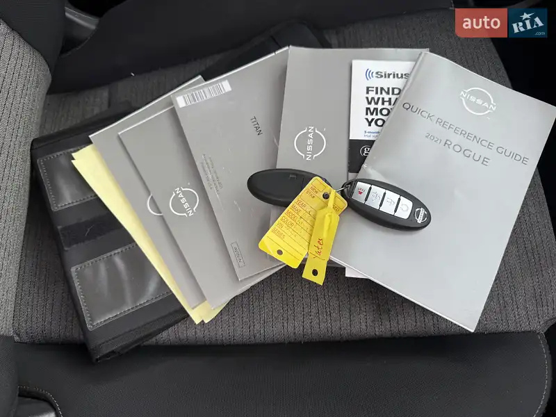 Внедорожник / Кроссовер Nissan Rogue 2021 в Киеве документ