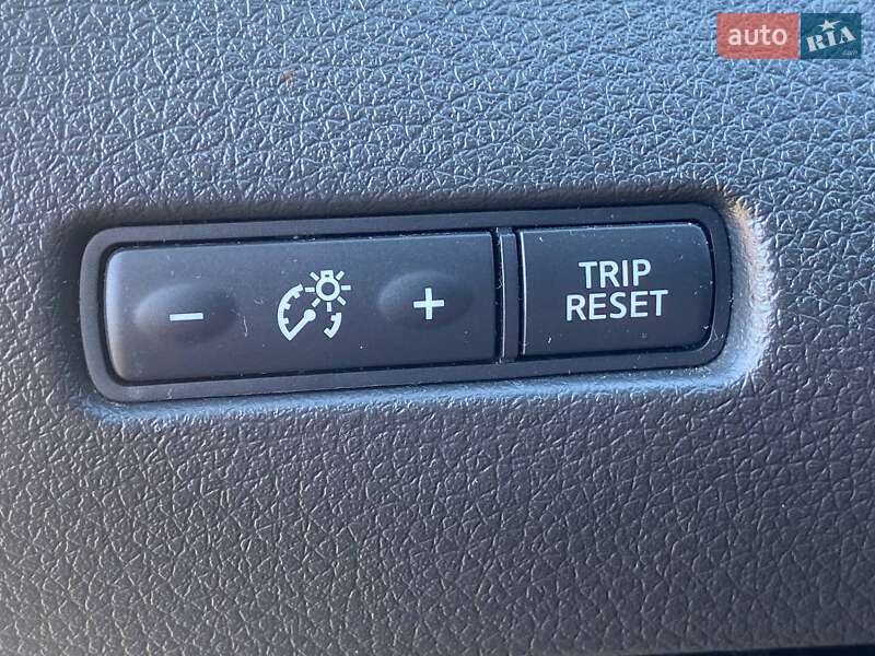 Внедорожник / Кроссовер Nissan Rogue 2017 в Киеве фото 26 Внедорожник / Кроссовер Nissan Rogue 2017 в Киеве