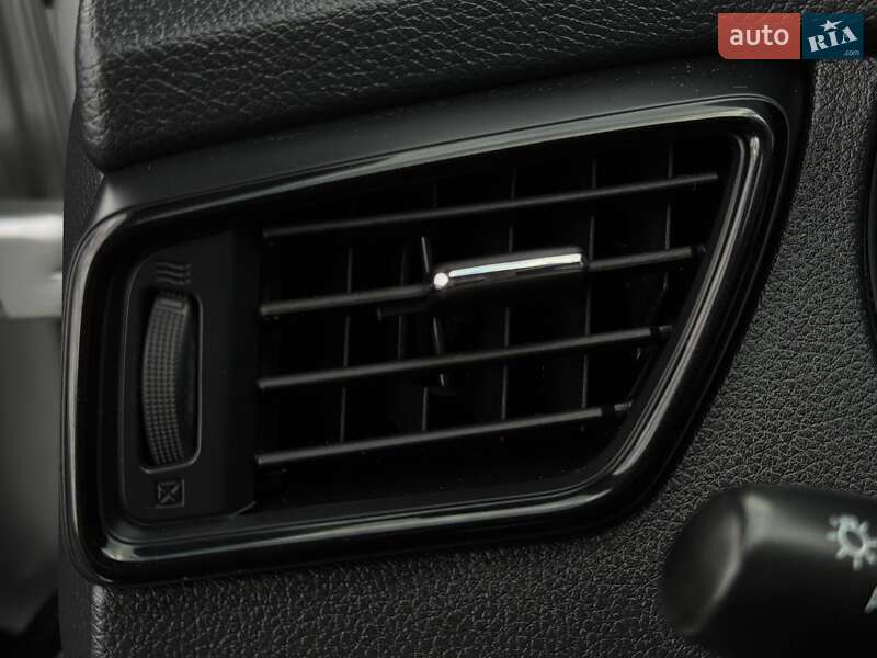 Внедорожник / Кроссовер Nissan Rogue 2018 в Ровно фото 16 Внедорожник / Кроссовер Nissan Rogue 2018 в Ровно