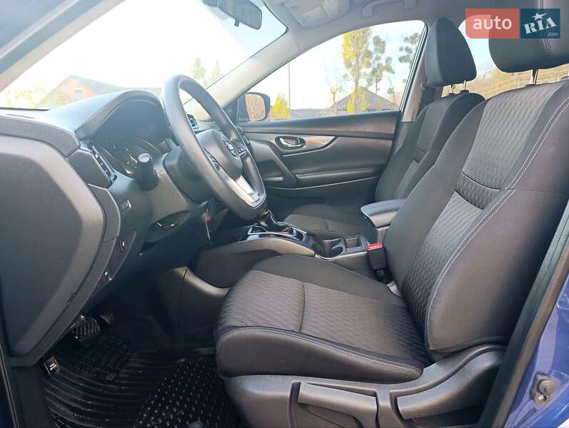 Внедорожник / Кроссовер Nissan Rogue 2018 в Виннице