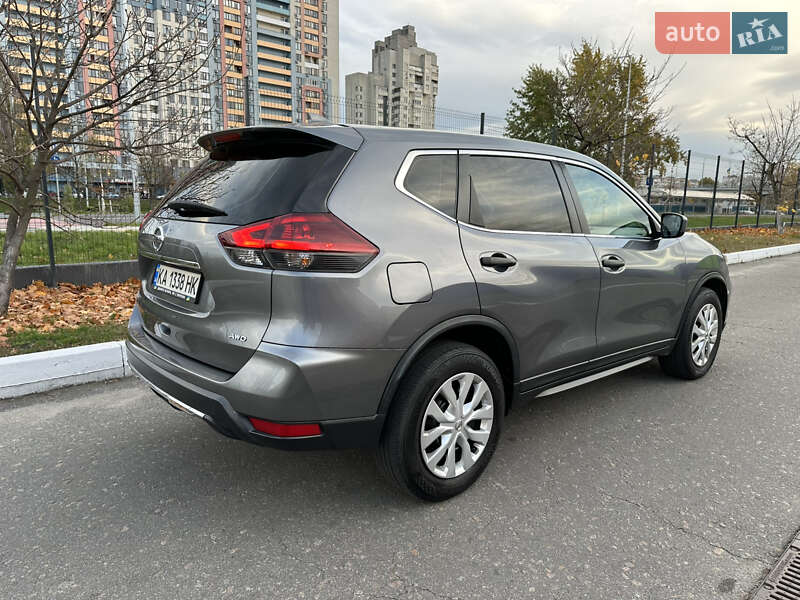 Позашляховик / Кросовер Nissan Rogue 2018 в Києві
