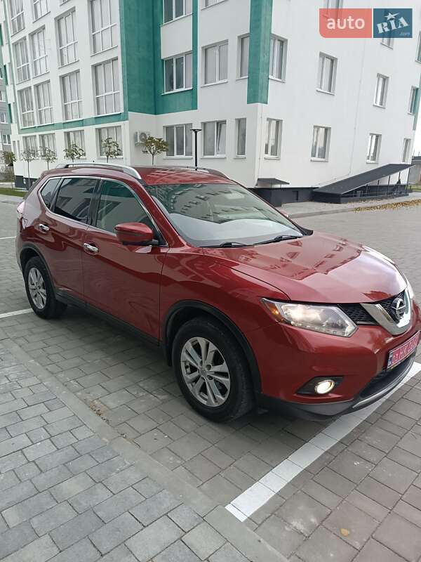 Позашляховик / Кросовер Nissan Rogue 2016 в Сарнах