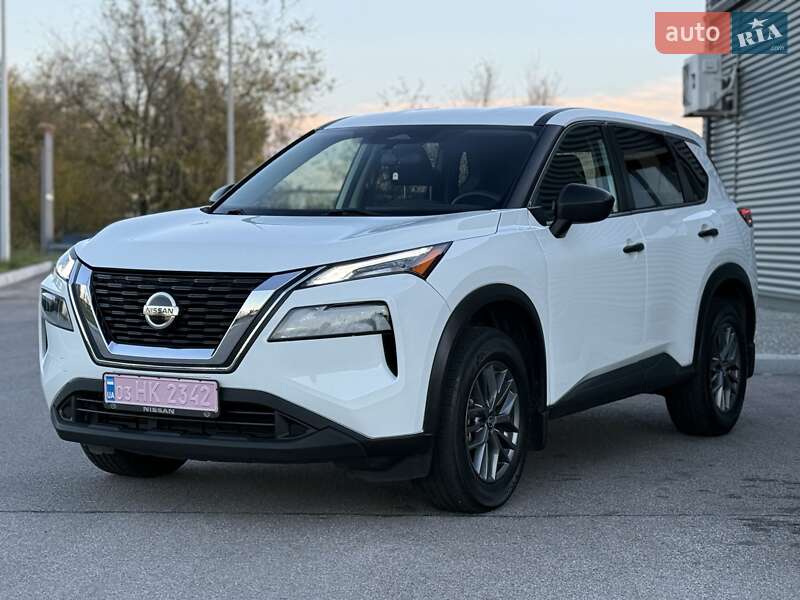 Позашляховик / Кросовер Nissan Rogue 2021 в Дніпрі