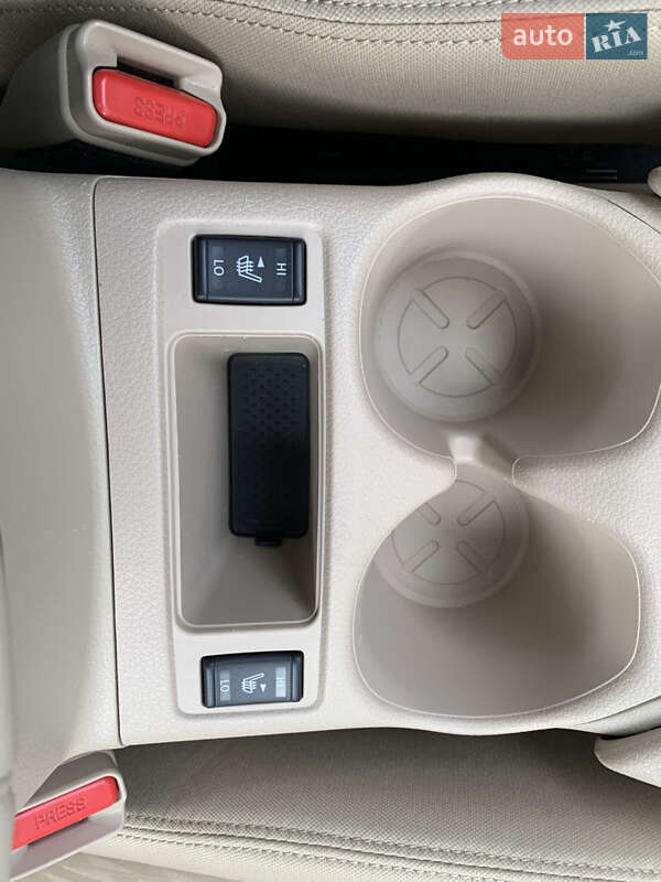 Внедорожник / Кроссовер Nissan Rogue 2018 в Полтаве