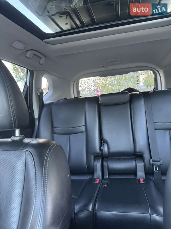 Внедорожник / Кроссовер Nissan Rogue 2018 в Одессе