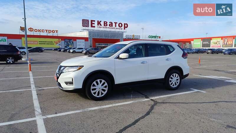 Позашляховик / Кросовер Nissan Rogue 2019 в Рівному