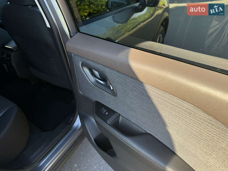 Внедорожник / Кроссовер Nissan Rogue 2021 в Ровно фото 44 Внедорожник / Кроссовер Nissan Rogue 2021 в Ровно