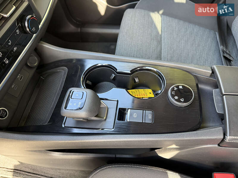 Внедорожник / Кроссовер Nissan Rogue 2020 в Ровно фото 22 Внедорожник / Кроссовер Nissan Rogue 2020 в Ровно