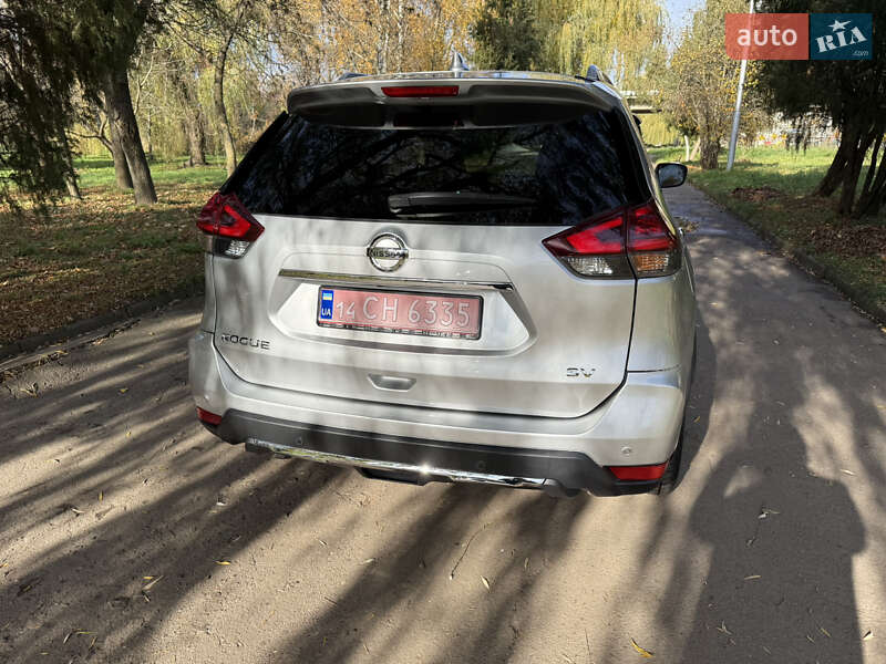 Внедорожник / Кроссовер Nissan Rogue 2019 в Ровно