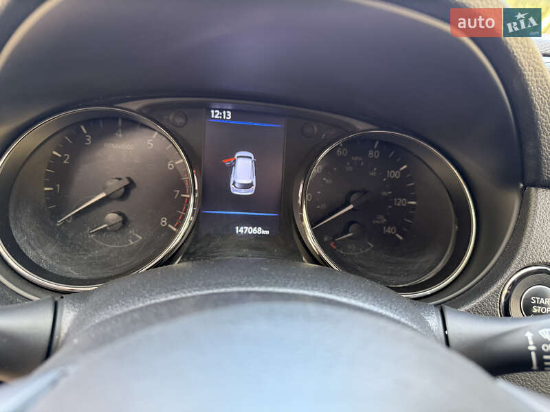 Внедорожник / Кроссовер Nissan Rogue 2019 в Ровно