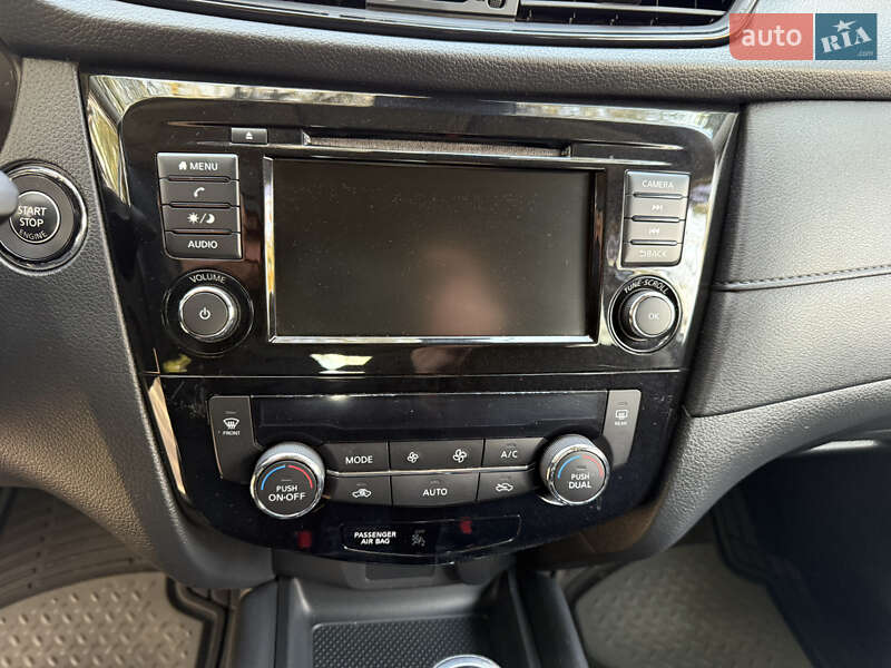 Внедорожник / Кроссовер Nissan Rogue 2019 в Ровно