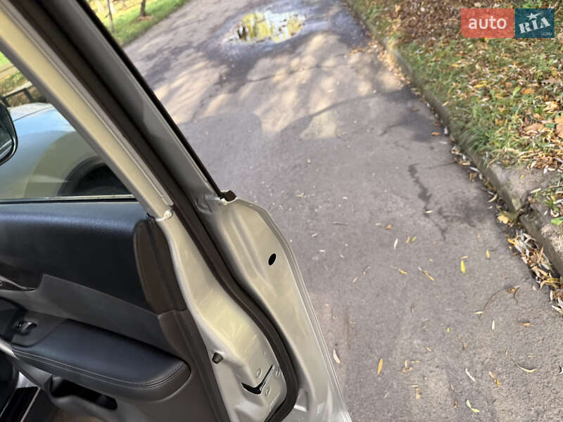 Внедорожник / Кроссовер Nissan Rogue 2019 в Ровно