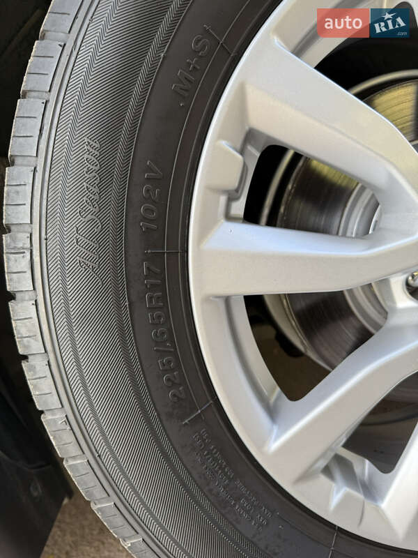 Внедорожник / Кроссовер Nissan Rogue 2019 в Ровно