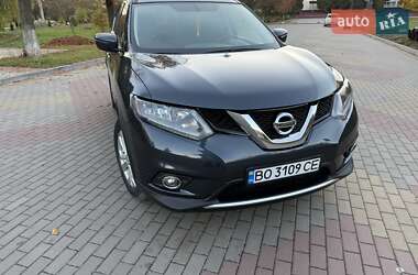 Позашляховик / Кросовер Nissan Rogue 2016 в Тернополі