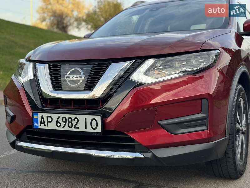 Позашляховик / Кросовер Nissan Rogue 2018 в Києві