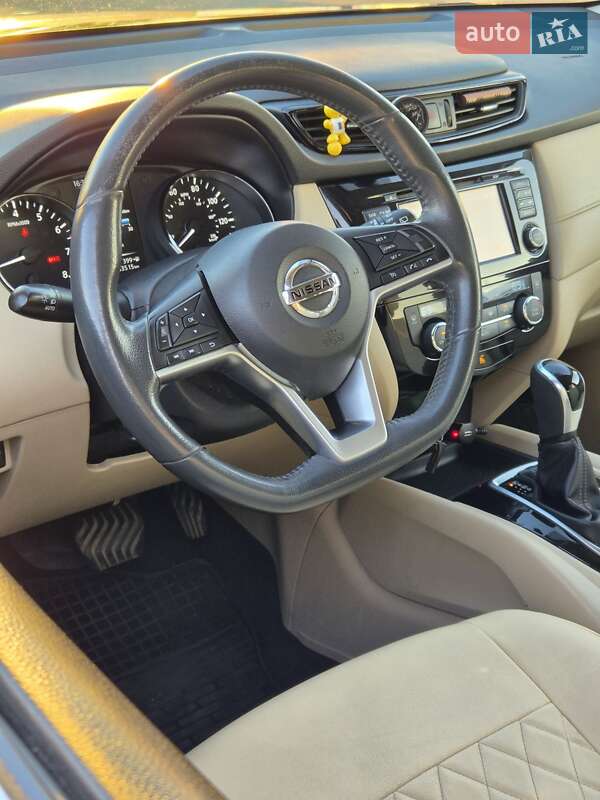 Позашляховик / Кросовер Nissan Rogue 2017 в Ізмаїлі