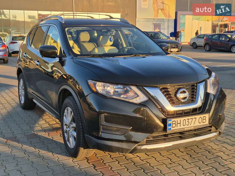Позашляховик / Кросовер Nissan Rogue 2017 в Ізмаїлі