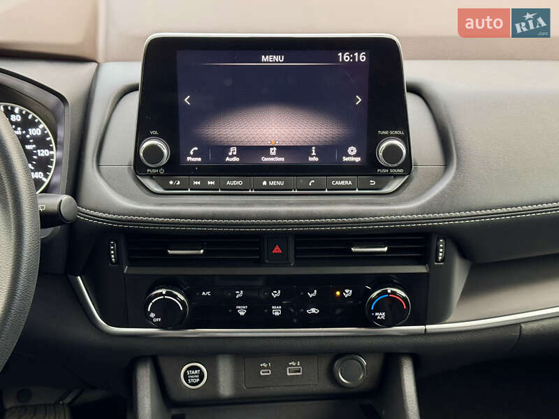 Внедорожник / Кроссовер Nissan Rogue 2021 в Киеве