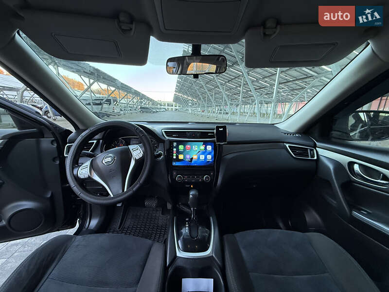 Внедорожник / Кроссовер Nissan Rogue 2015 в Львове