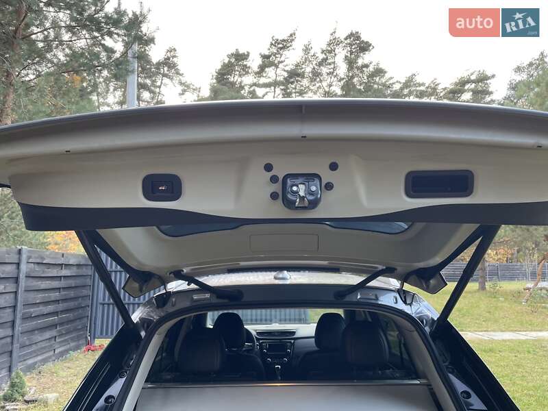 Внедорожник / Кроссовер Nissan Rogue 2019 в Бродах