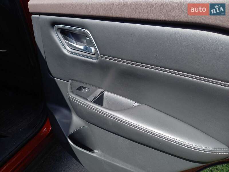 Внедорожник / Кроссовер Nissan Rogue 2020 в Черкассах