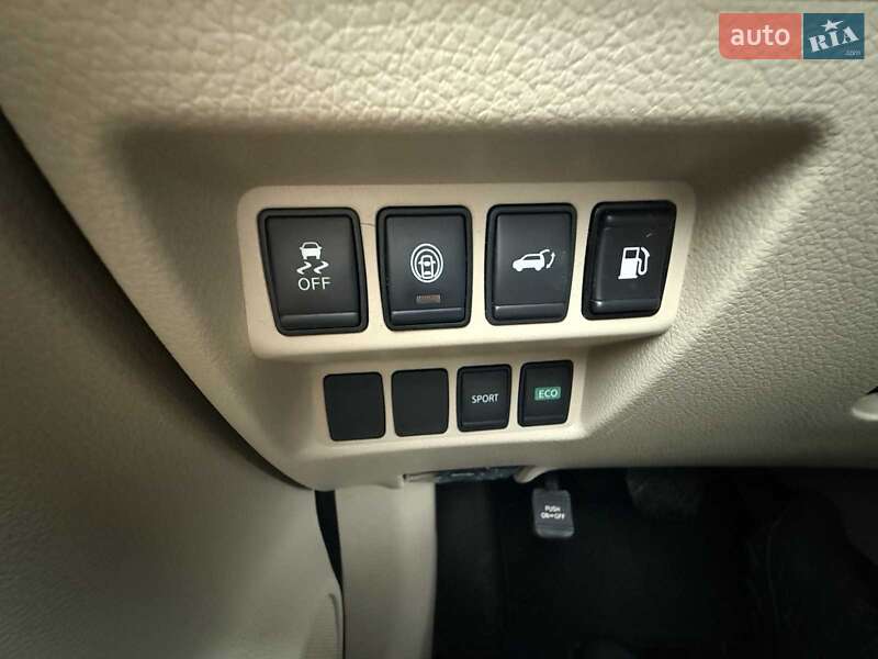 Внедорожник / Кроссовер Nissan Rogue 2019 в Черкассах