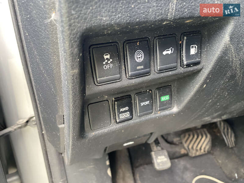 Внедорожник / Кроссовер Nissan Rogue 2019 в Киеве фото 14 Внедорожник / Кроссовер Nissan Rogue 2019 в Киеве