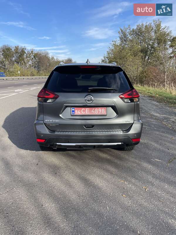 Внедорожник / Кроссовер Nissan Rogue 2019 в Бродах