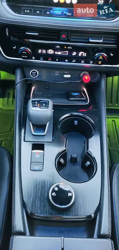 Внедорожник / Кроссовер Nissan Rogue 2022 в Первомайске