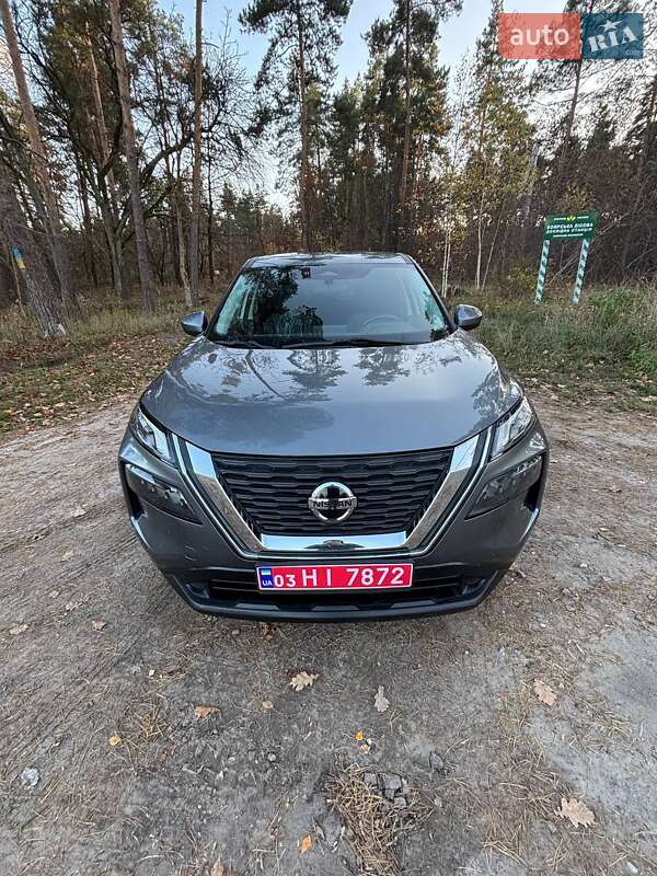 Внедорожник / Кроссовер Nissan Rogue 2021 в Боярке